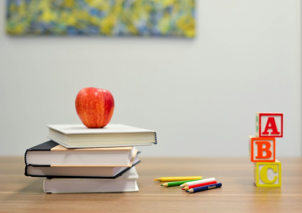 Modern learning materials and tablet